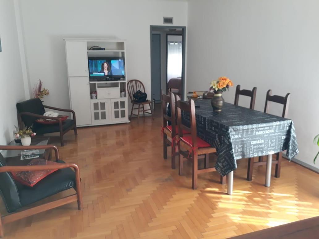 Apartamento Lautaro Apartment Buenos Aires Bagian luar foto